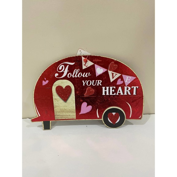 Set of 2 Happy Valentine’s Day Red Truck & Camper Wood Hanging Wall Sign Decor - Picture 4 of 10